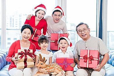 《方舟2》上线Steam：第三人称类魂战斗 家人侠霸气